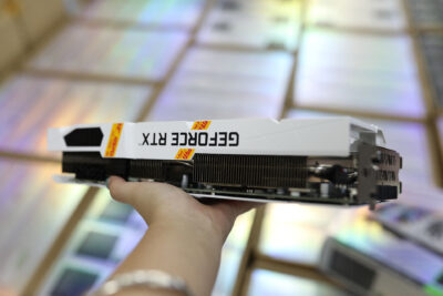 Card Man Hinh Colorful iGame GeForce RTX 3060 Ultra White OC 12G V 2